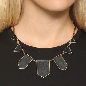 HOUSE OF HARLOW black and gold necklace